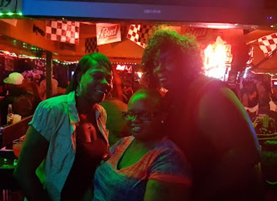 illinois/peoria/nightclub/l-a-connection