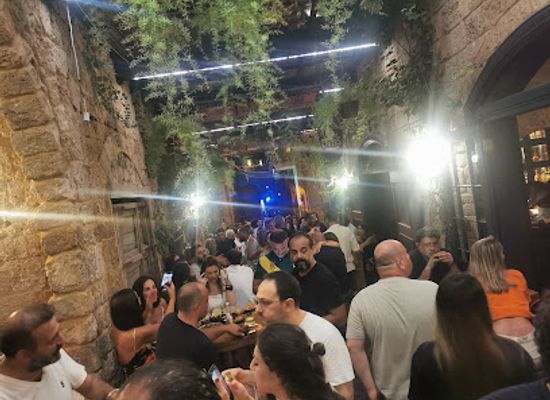 lebanon/batroun/nightclub/cheers-cousin-mike
