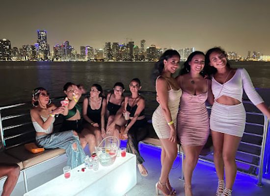 florida/miami-beach/nightclub/miami-beach-yacht-party-club