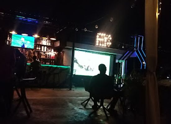 ghana/cape-coast/nightclub/fays-lounge