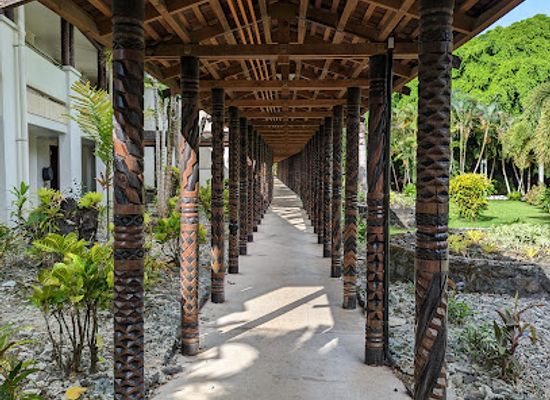 samoa/mulifanua/nightclub/sheraton-samoa-beach-resort