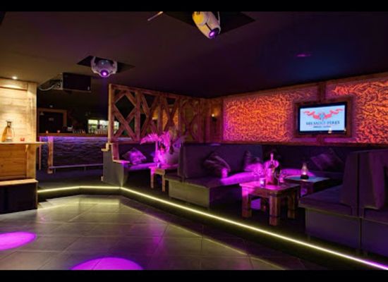 france/meribel/nightclub/les-saint-peres-club