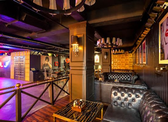 india/agra/nightclub/troyt