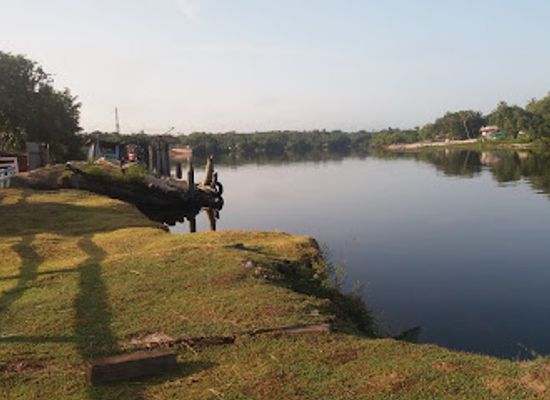 guyana/upper-demerara-berbice/nightclub/river-view-bar-play-park