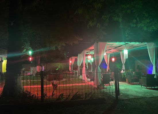 albania/pogradec/nightclub/xhogo-lounge