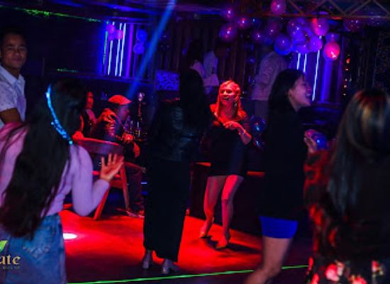 nepal/kathmandu/thamel/nightclub/drop-pub-and-club