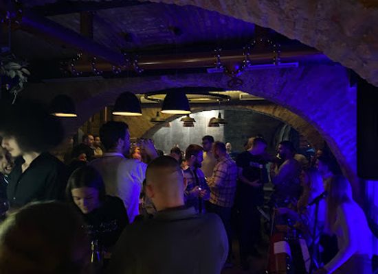serbia/pancevo/nightclub/public-pub