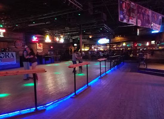 texas/college-station/nightclub/hurricane-harry-s