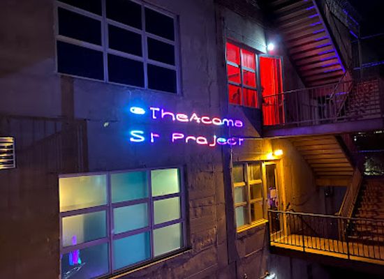 colorado/high-plains/nightclub/bar-standard