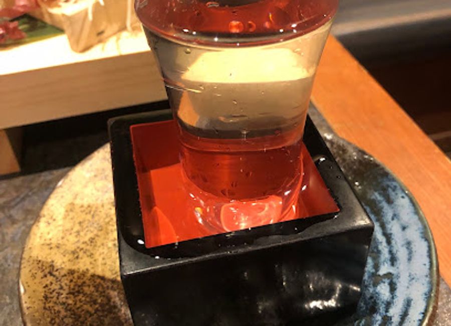 Experience the elegance of Lounge Harmony in Nagasaki, a perfect blend of cozy ambiance and vibrant nightlife.