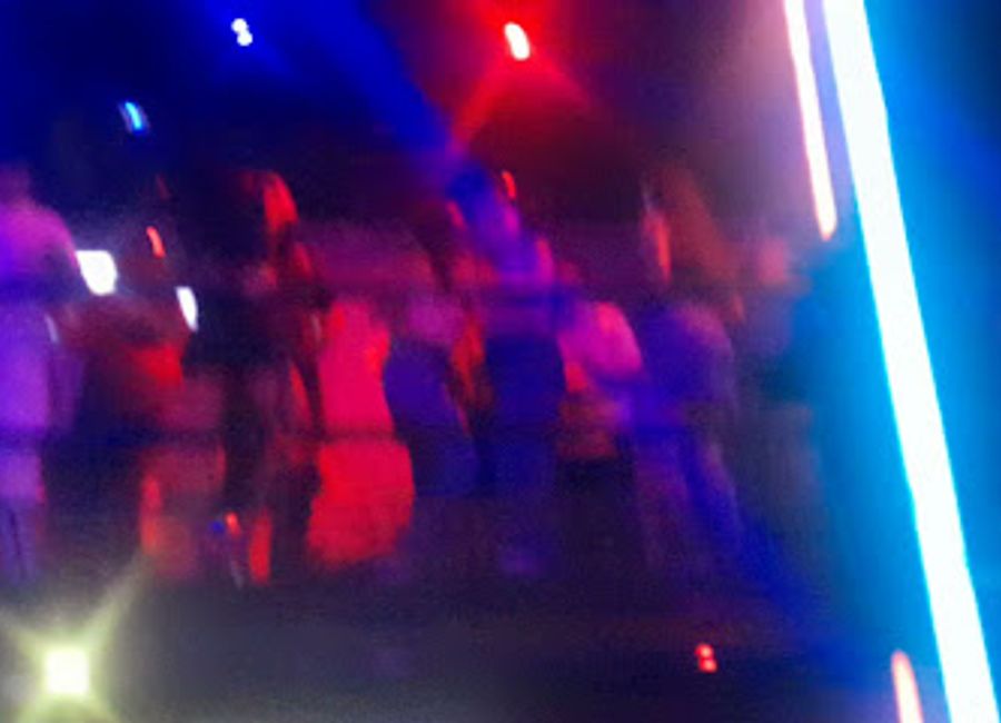 Dive into the vibrant nightlife of Independencia at Murcia Club, where infectious rhythms and a welcoming crowd create unforgettable memories.