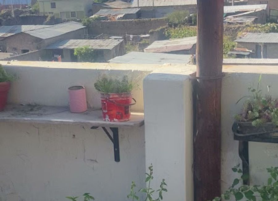 Discover the charm of Pachamama Home, a unique hotel and gastropub nestled in Cabanaconde, perfect for relaxation and culinary adventures.