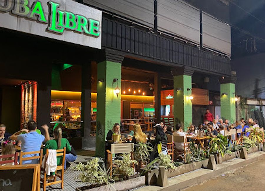 Experience vibrant nightlife at Cuba Libre in Puerto Iguazú, where music, dance, and a lively atmosphere create unforgettable moments.