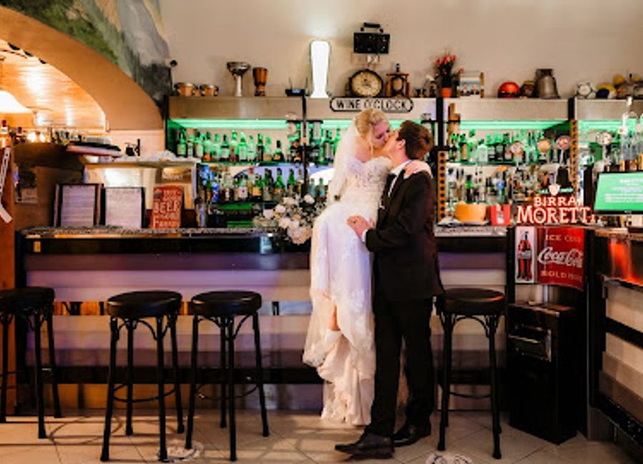 Discover the vibrant flavors of Amalfi at Gerry's Pub, where traditional Italian cuisine meets a lively pub atmosphere.