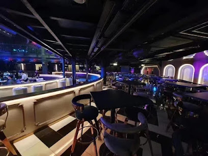 The 10 best bars near Millennium Club (2026 ranked)