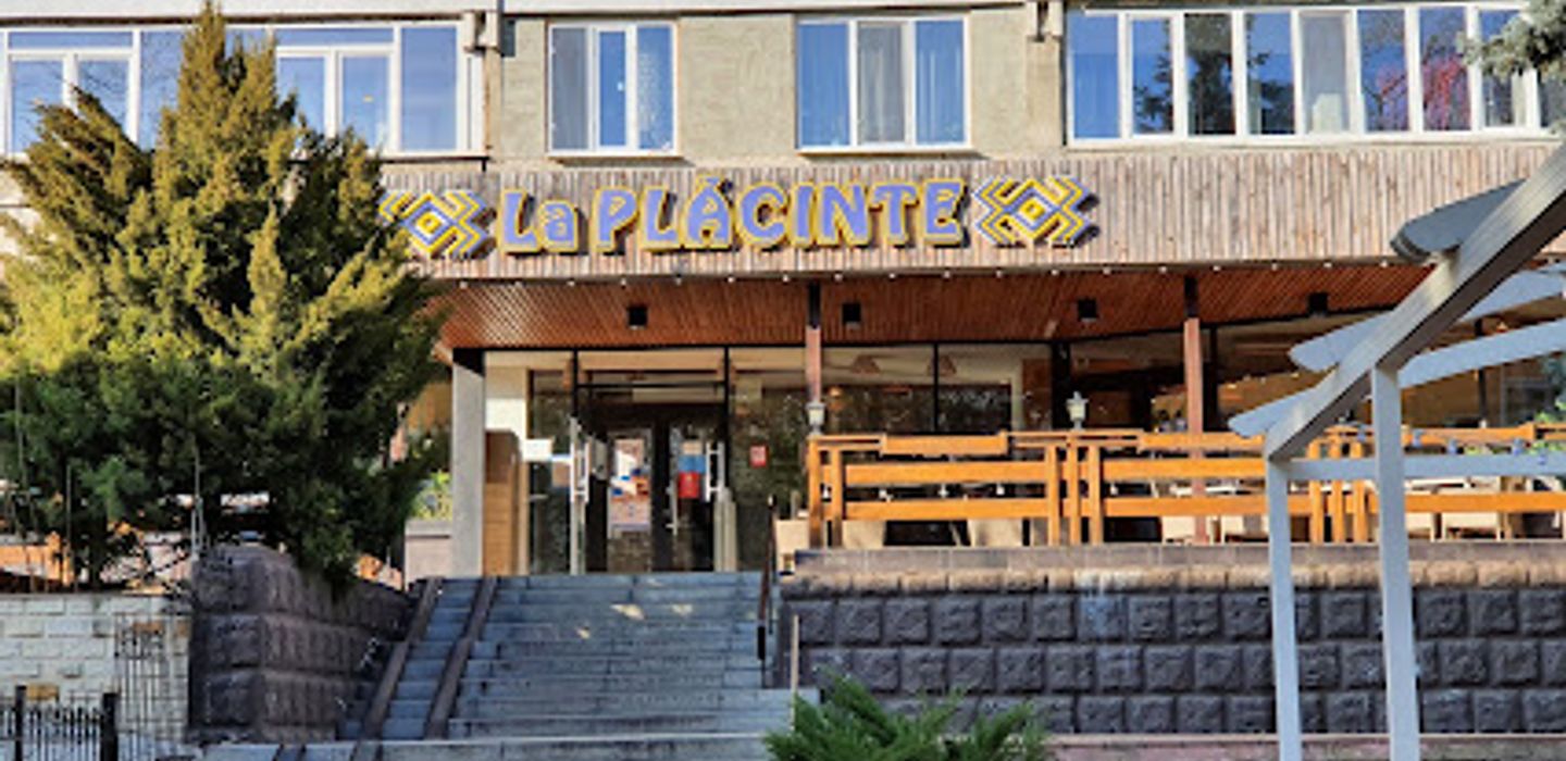 La Plăcinte