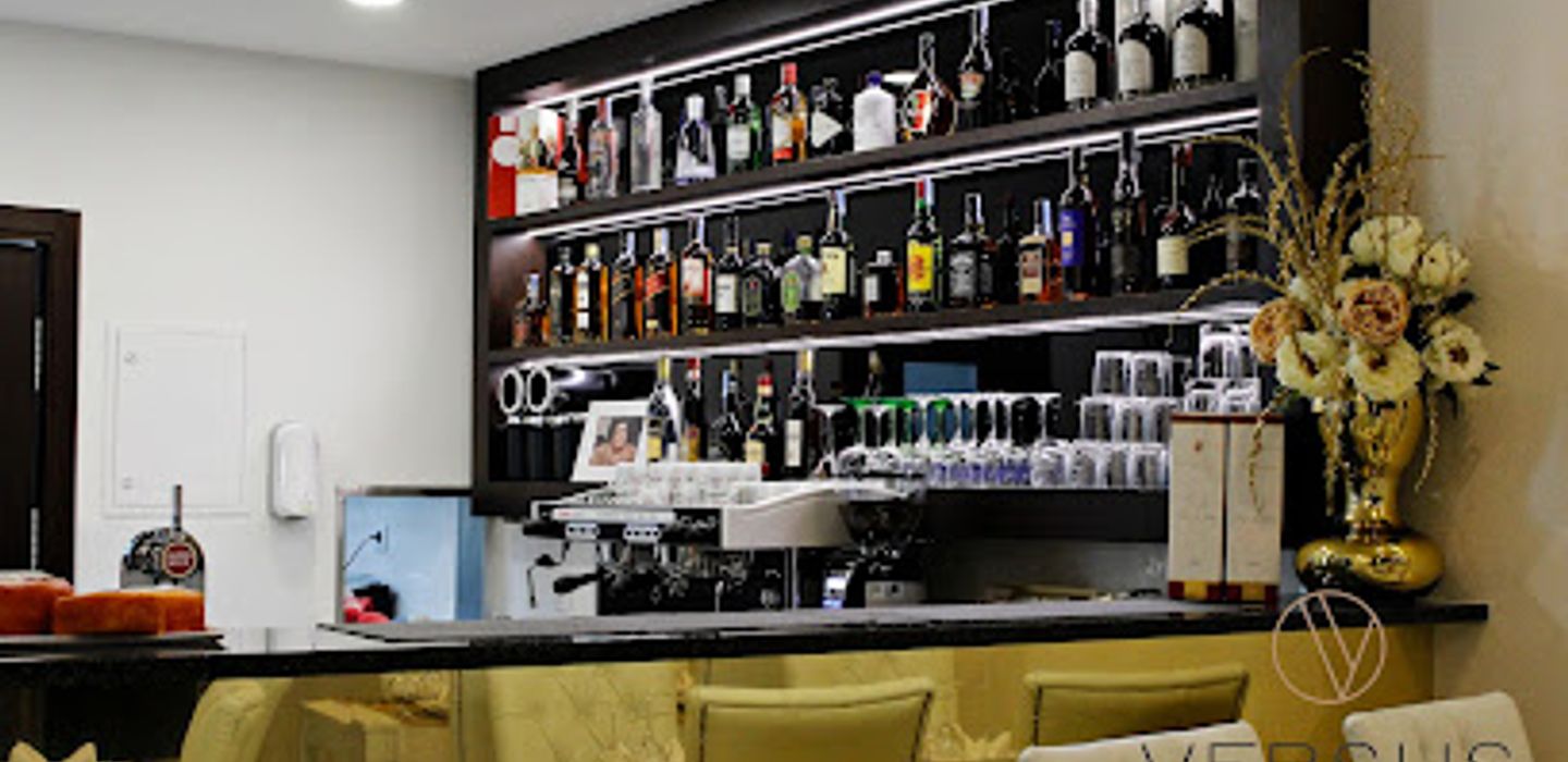 Restaurante Versus