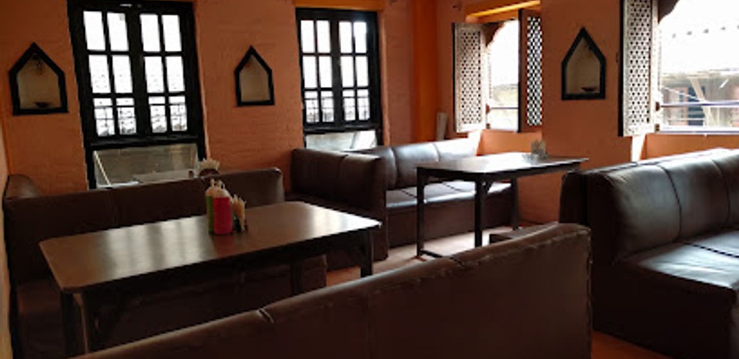 Cafe de Maayaa
