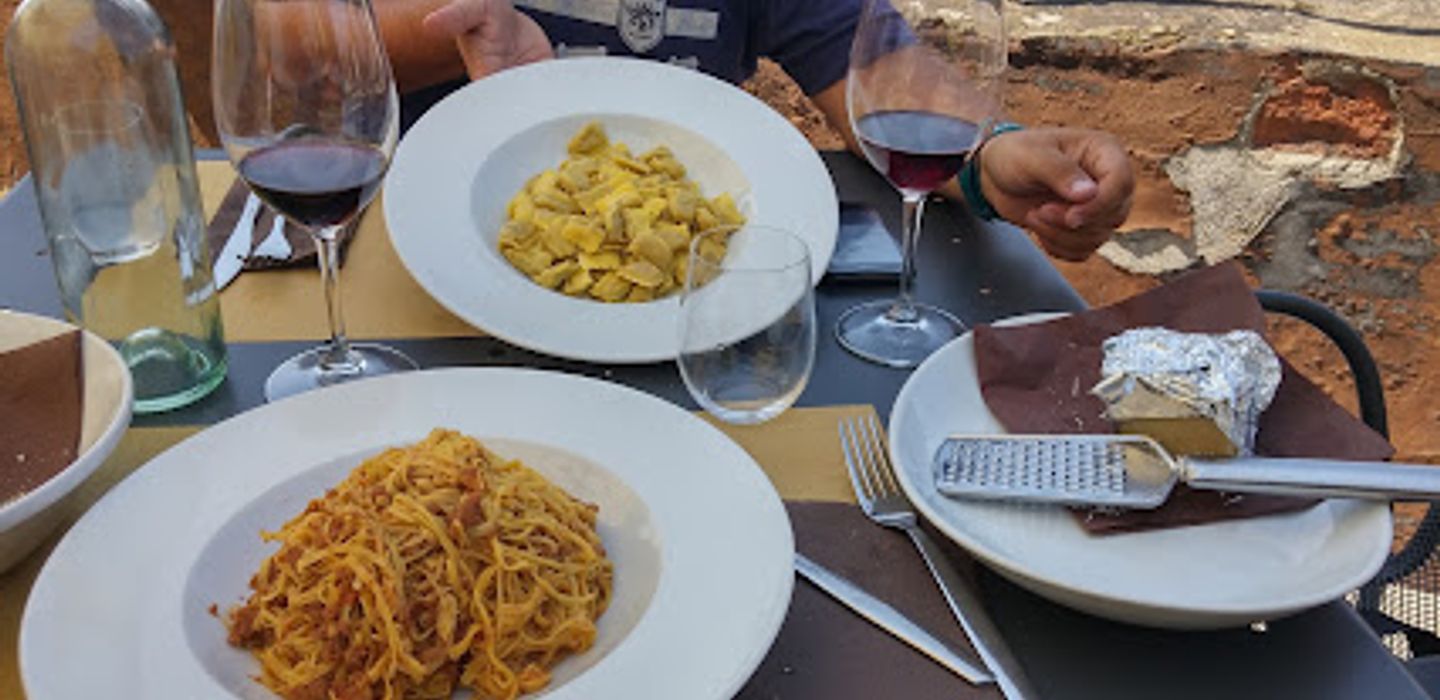 Osteria More e Macine