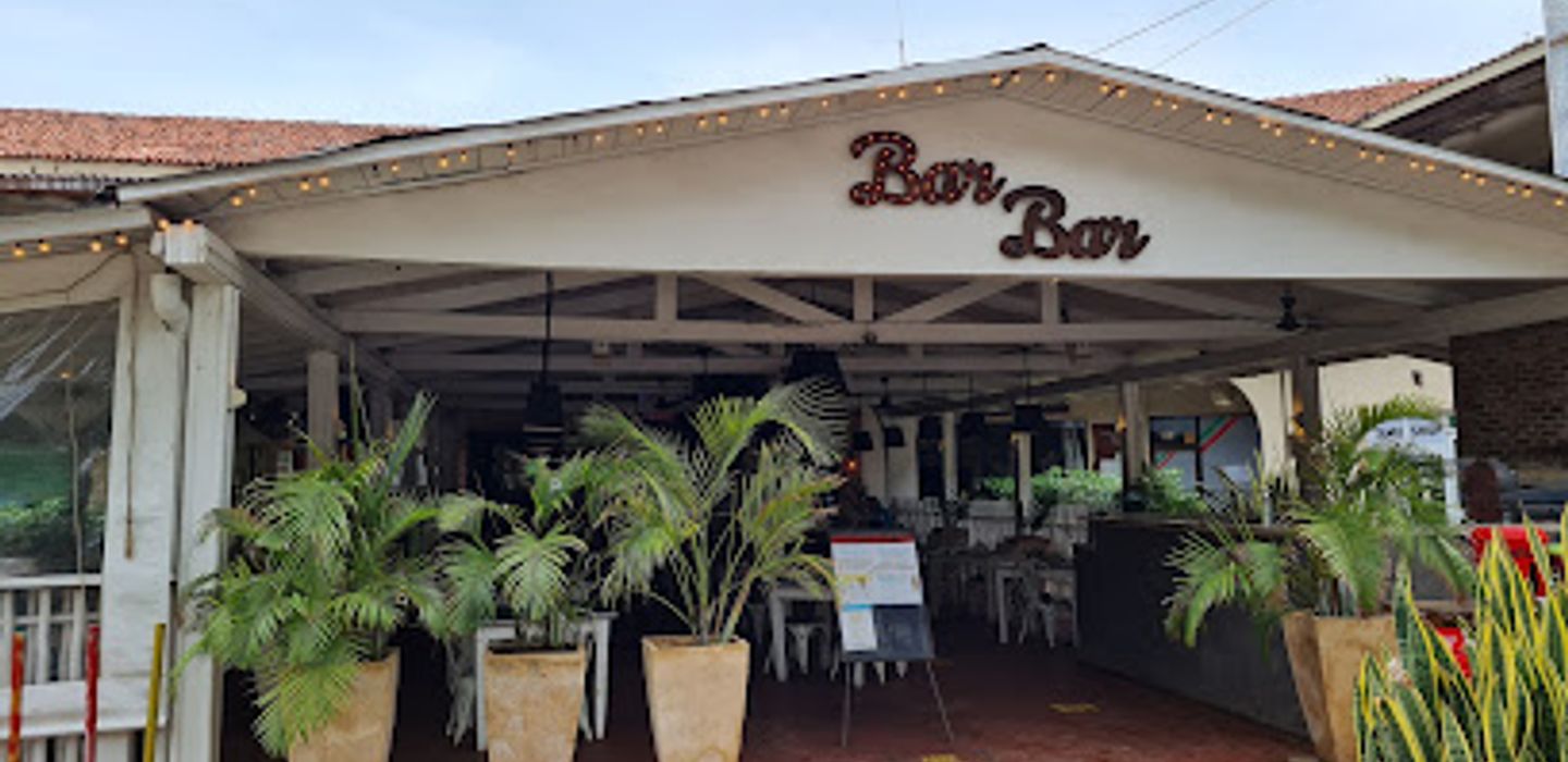 Bar Bar Restaurant & Pizzeria