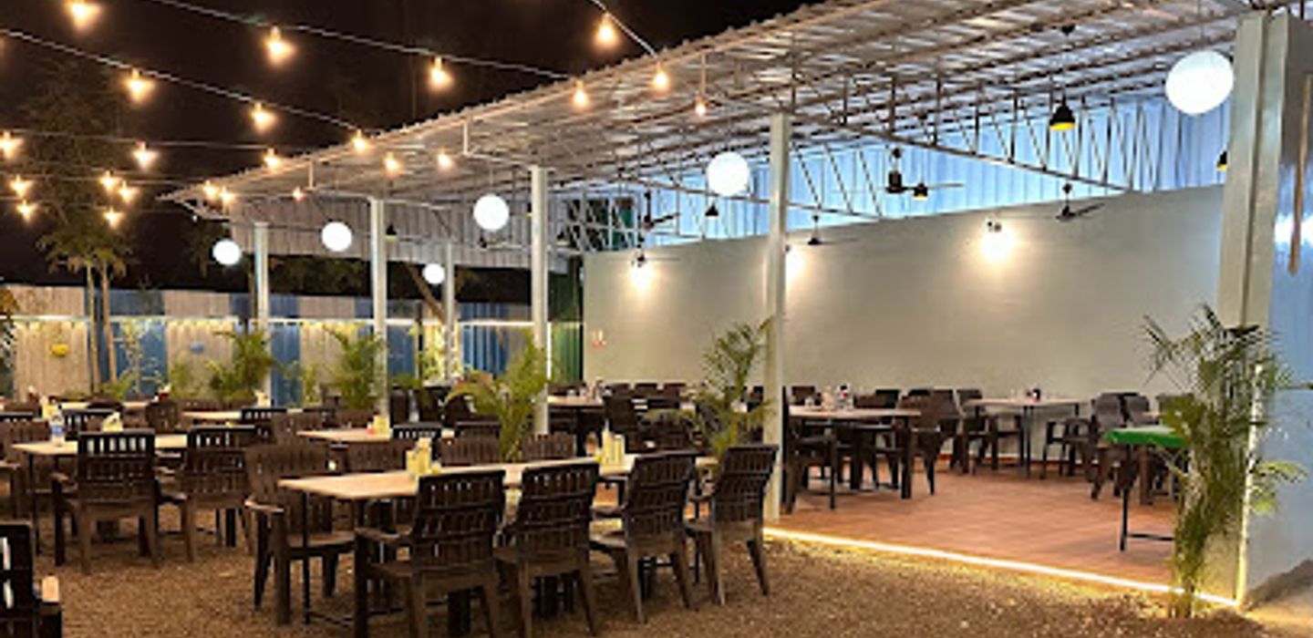 The Backyard Dine