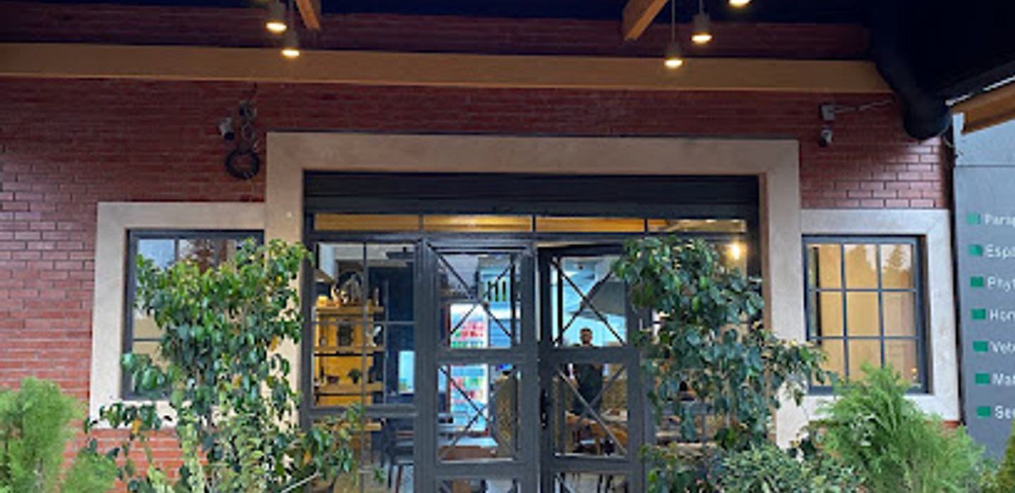La Casa Restaurant