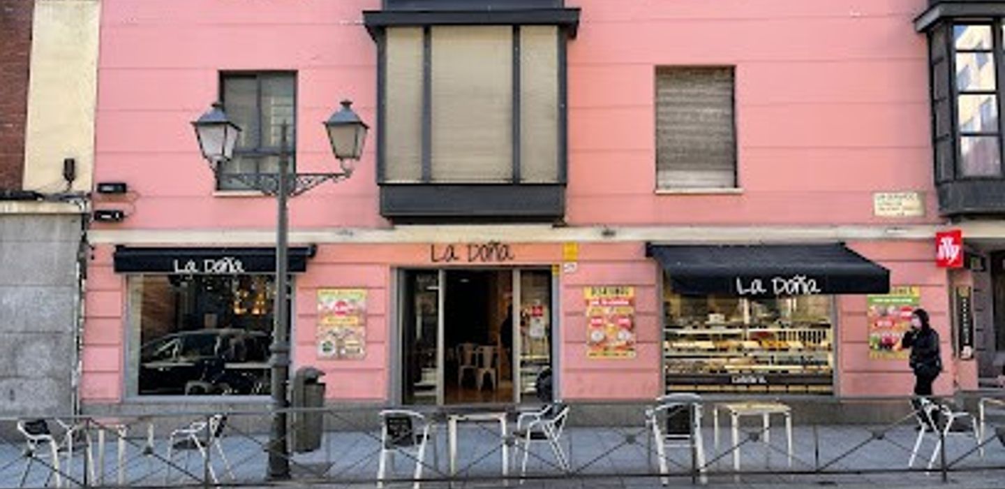 La Doña