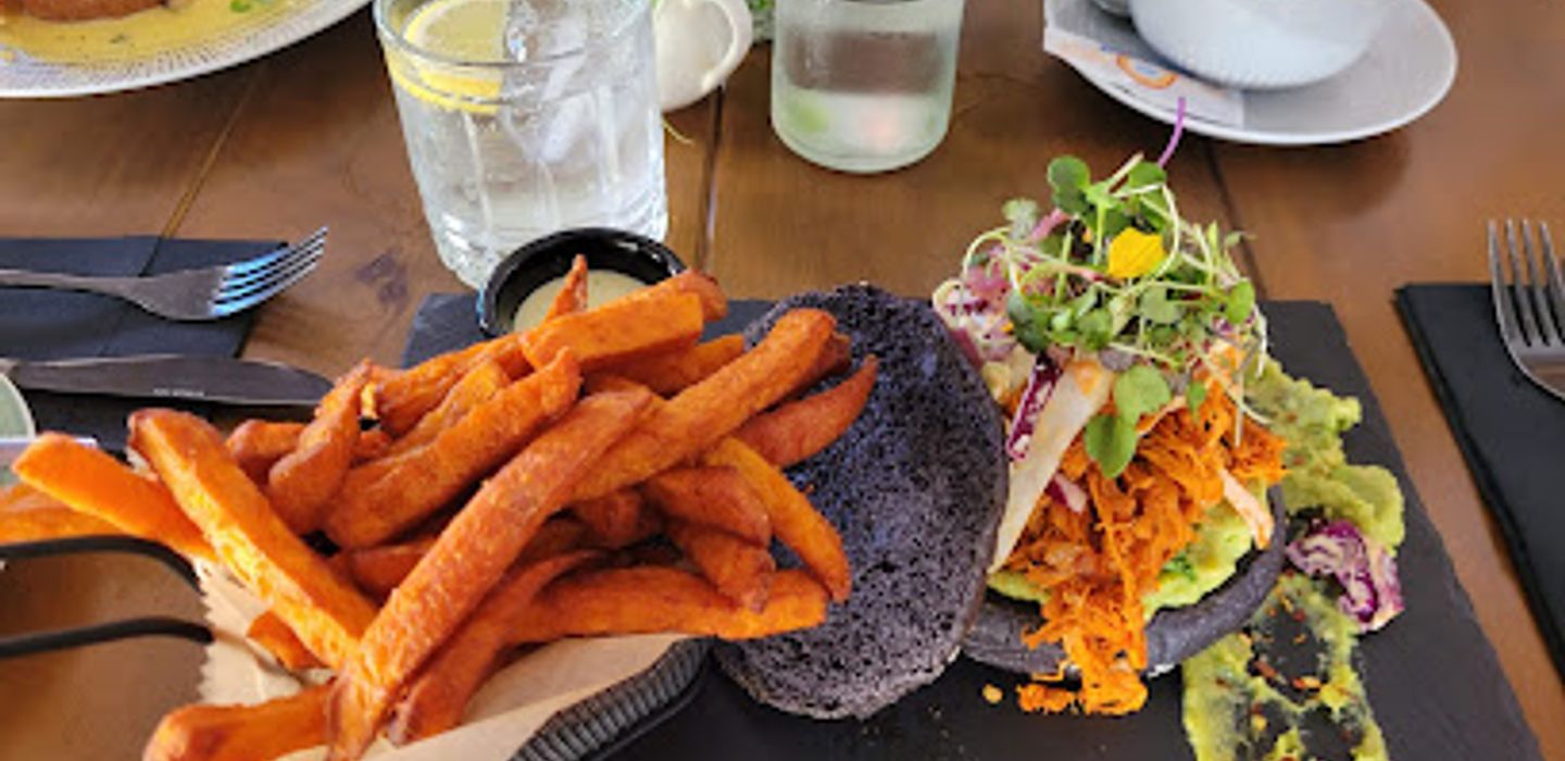 Hustle n' Flow Eatery · Gibraltar