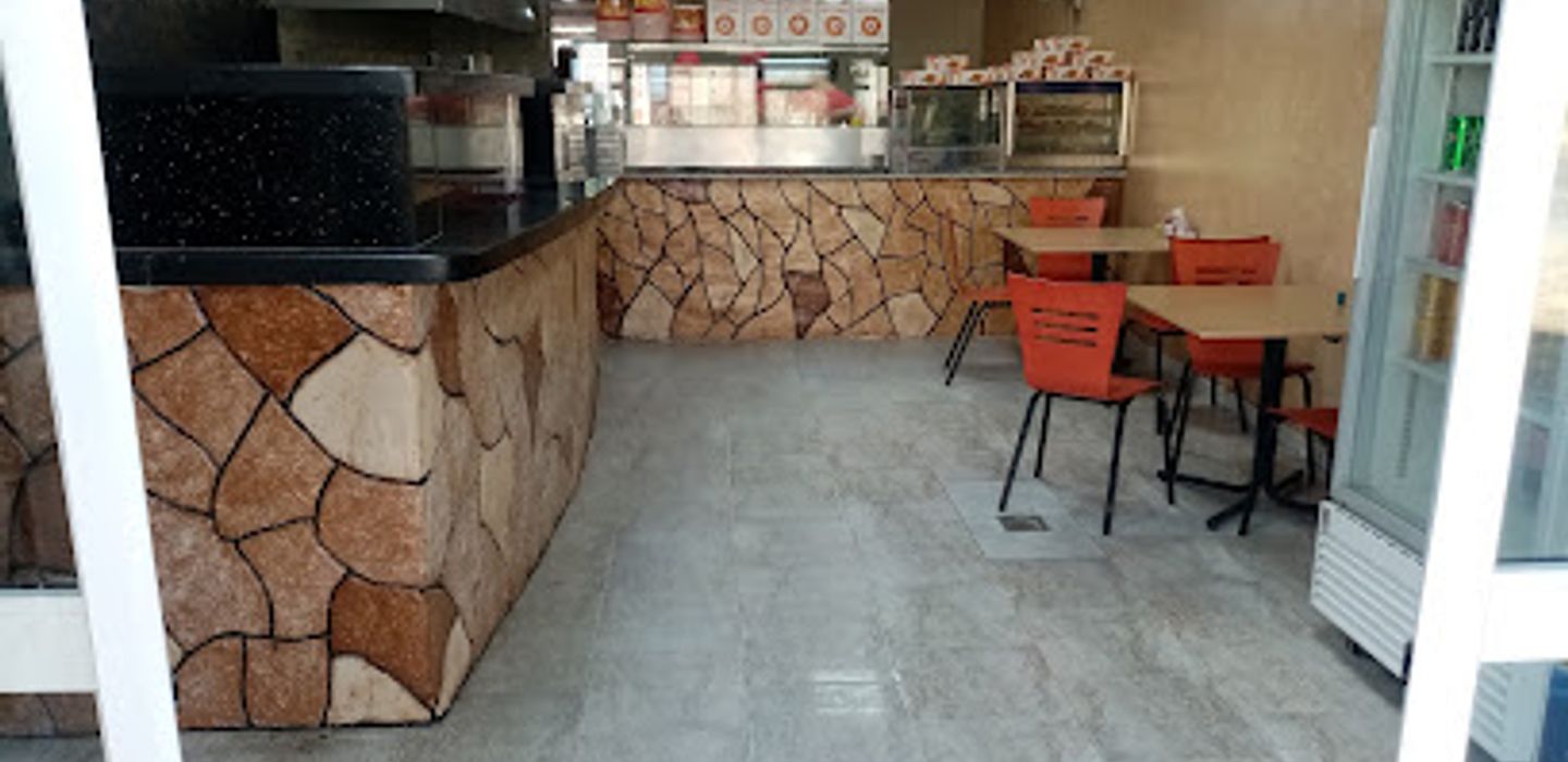 مطعم باباي Popeye restaurant