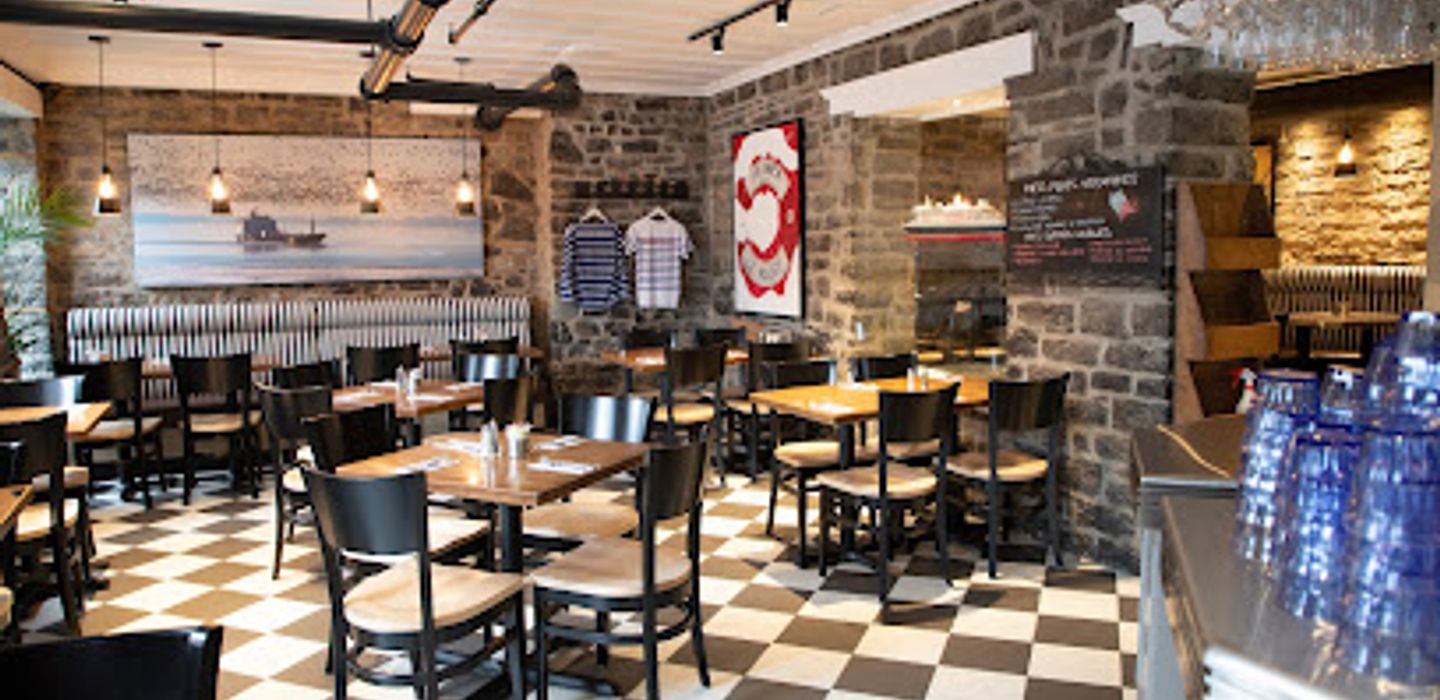 Cochon Dingue Champlain