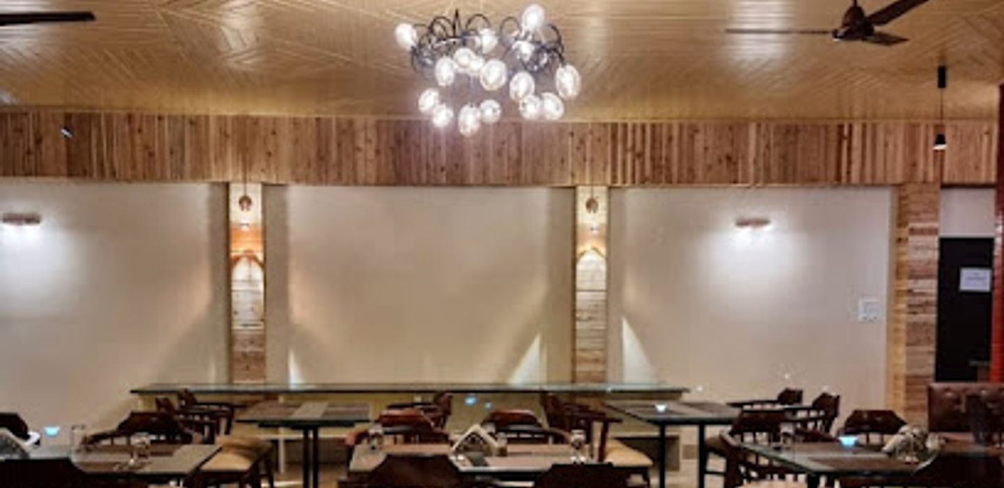 Bistro 16