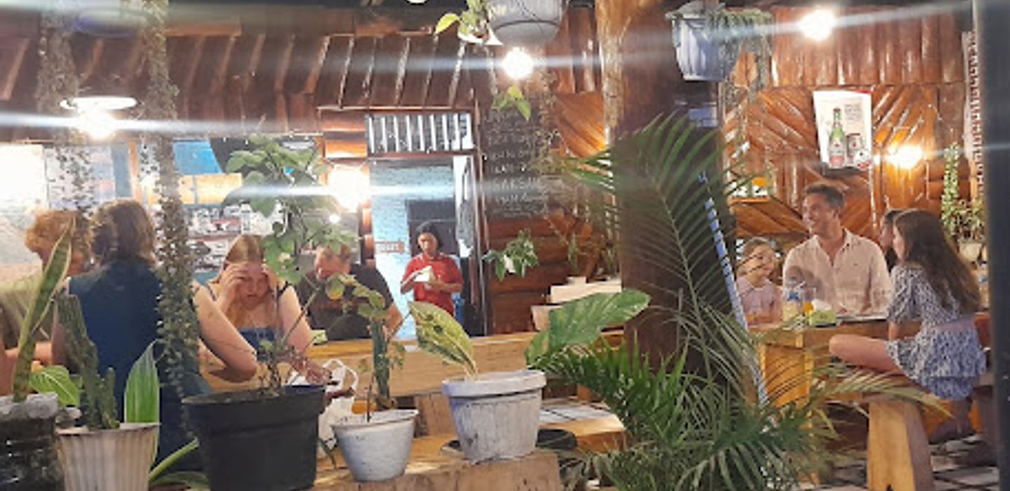Alyssa Restaurant