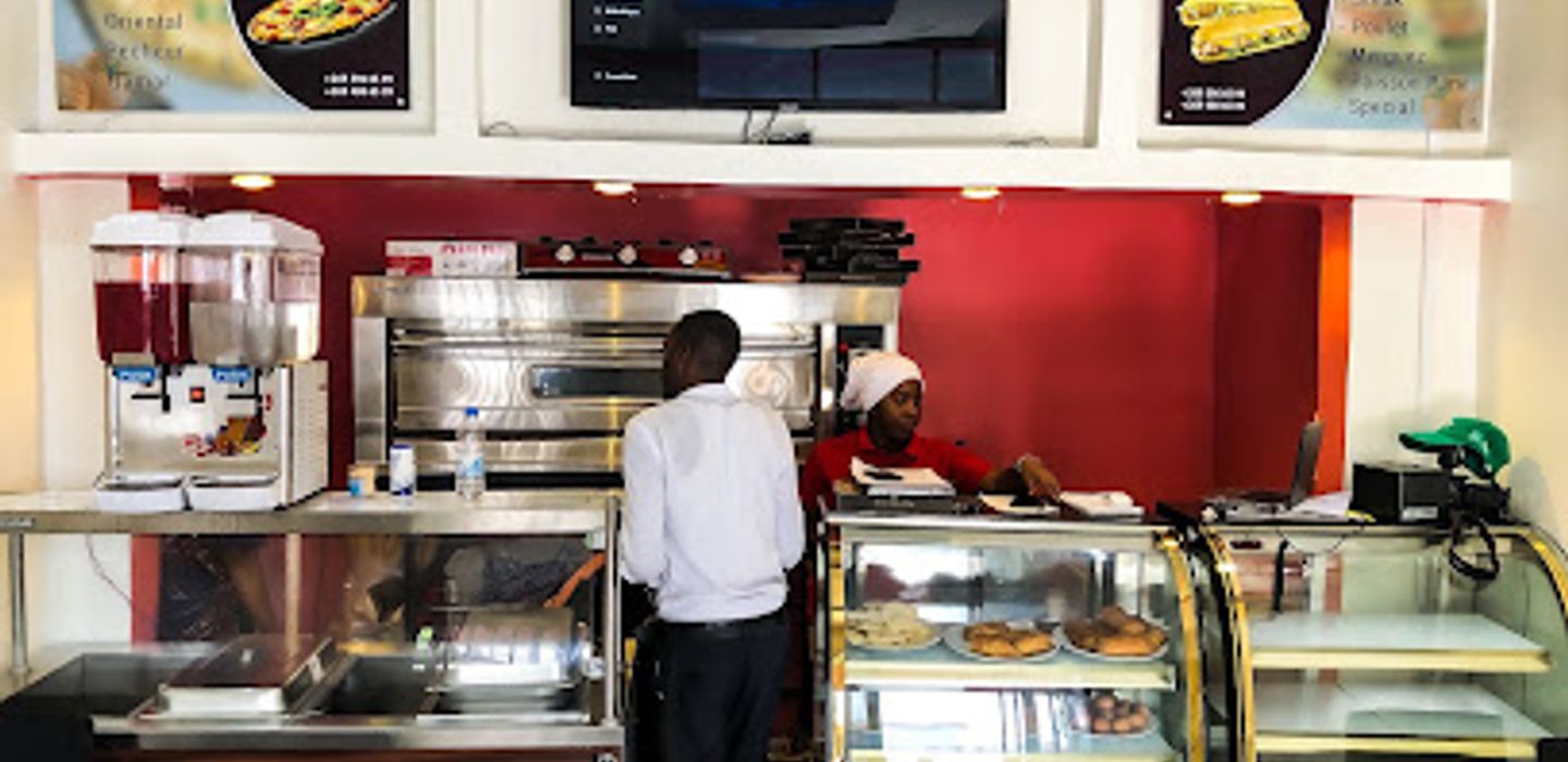 Qamar Restaurant