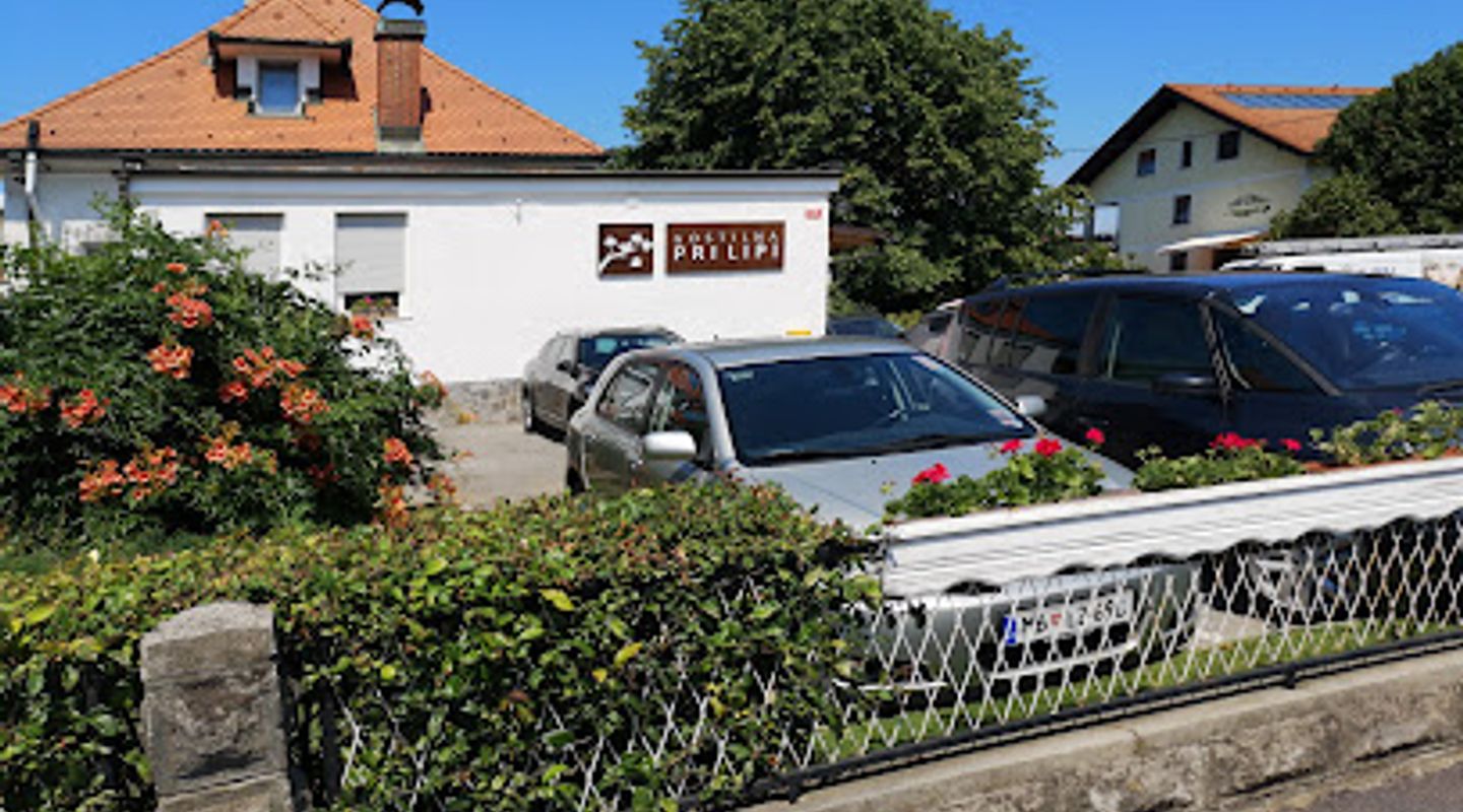 Gostilna pri lipi