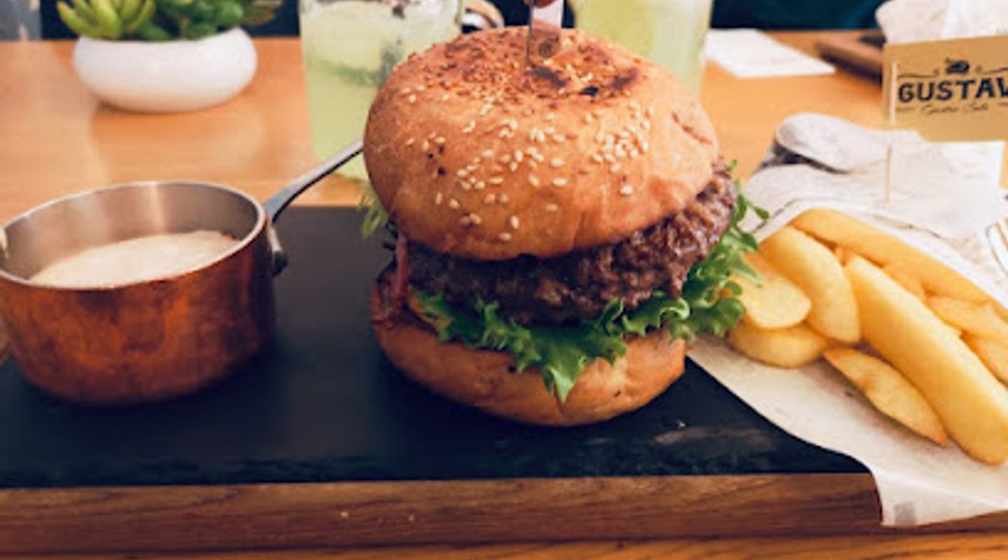 Gustav Gastro Cafe