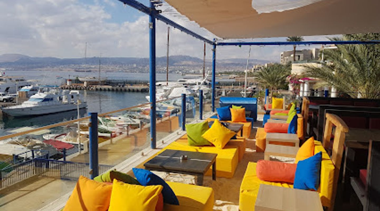 Neptune Restaurant, Grill & Beer