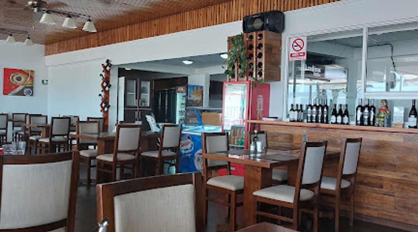 Hitos Restaurant