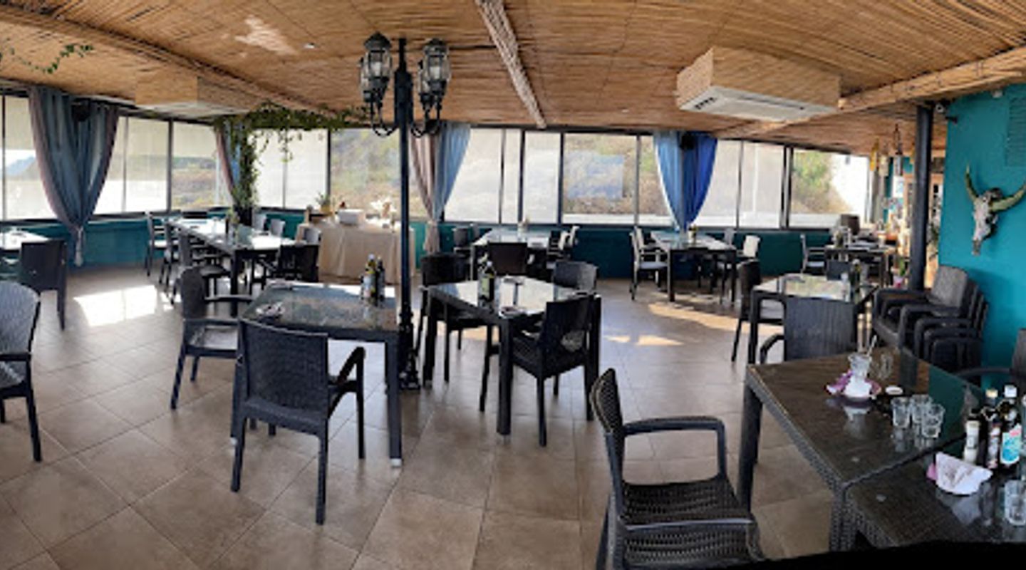 Fliegu Bar & Restaurant
