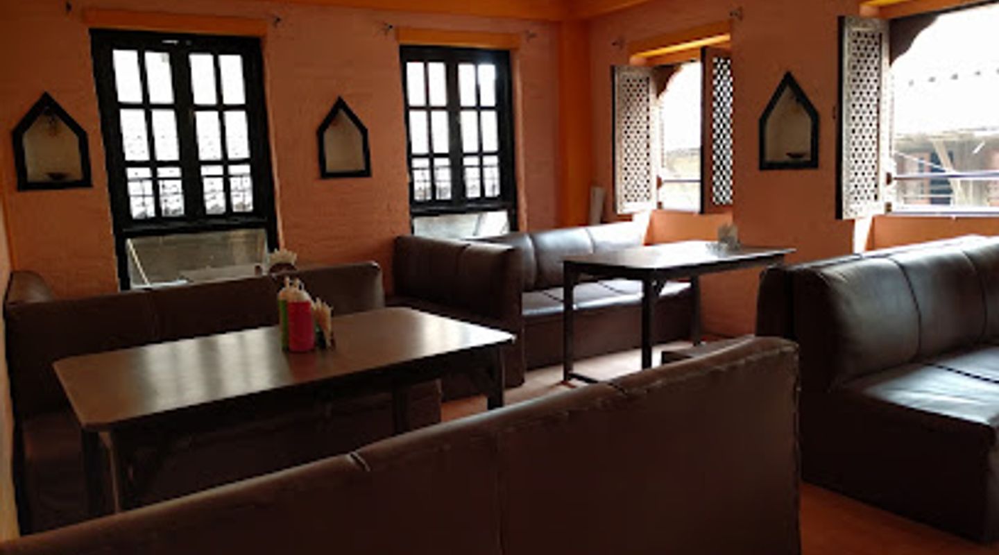 Cafe de Maayaa