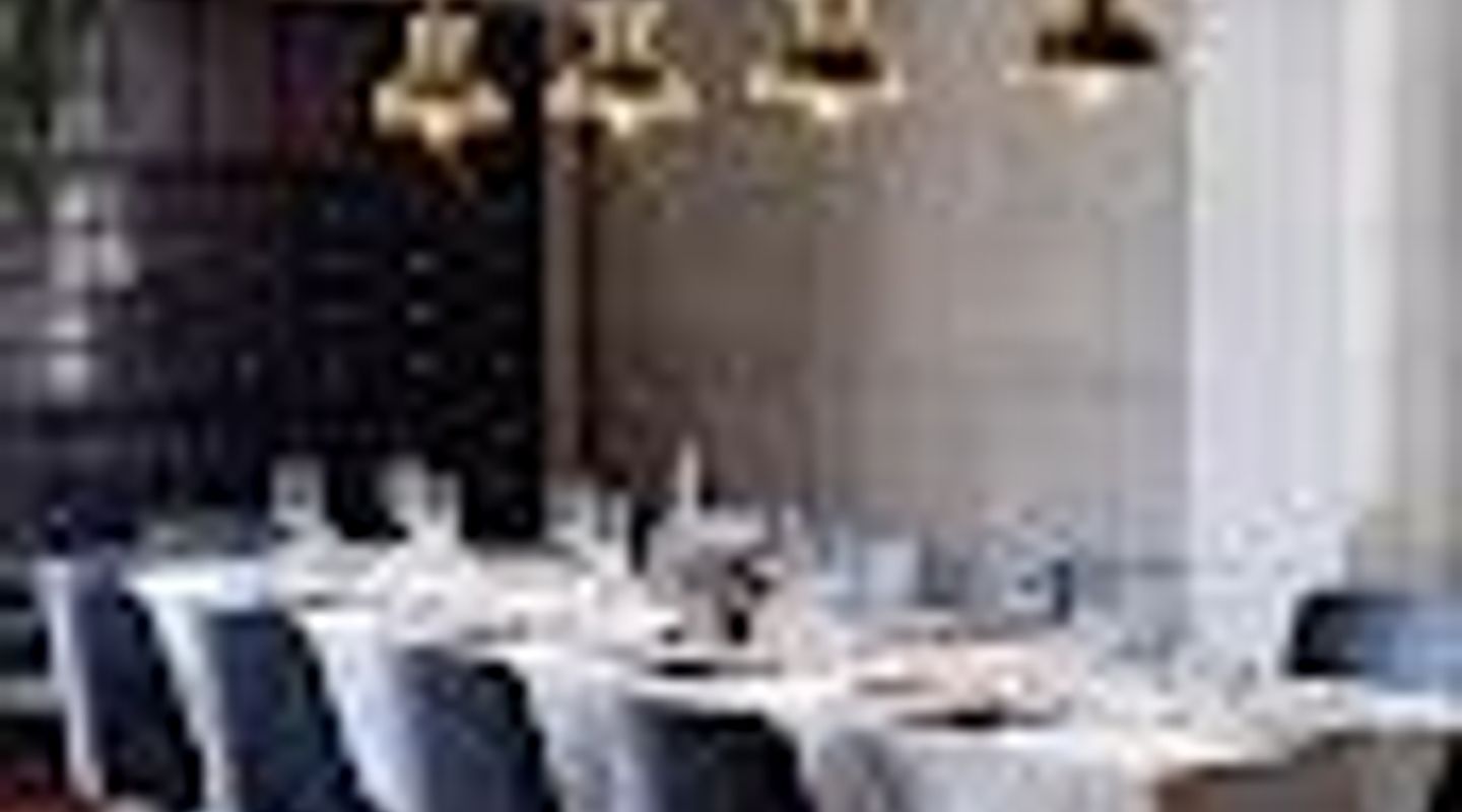 ROOTS Restaurant