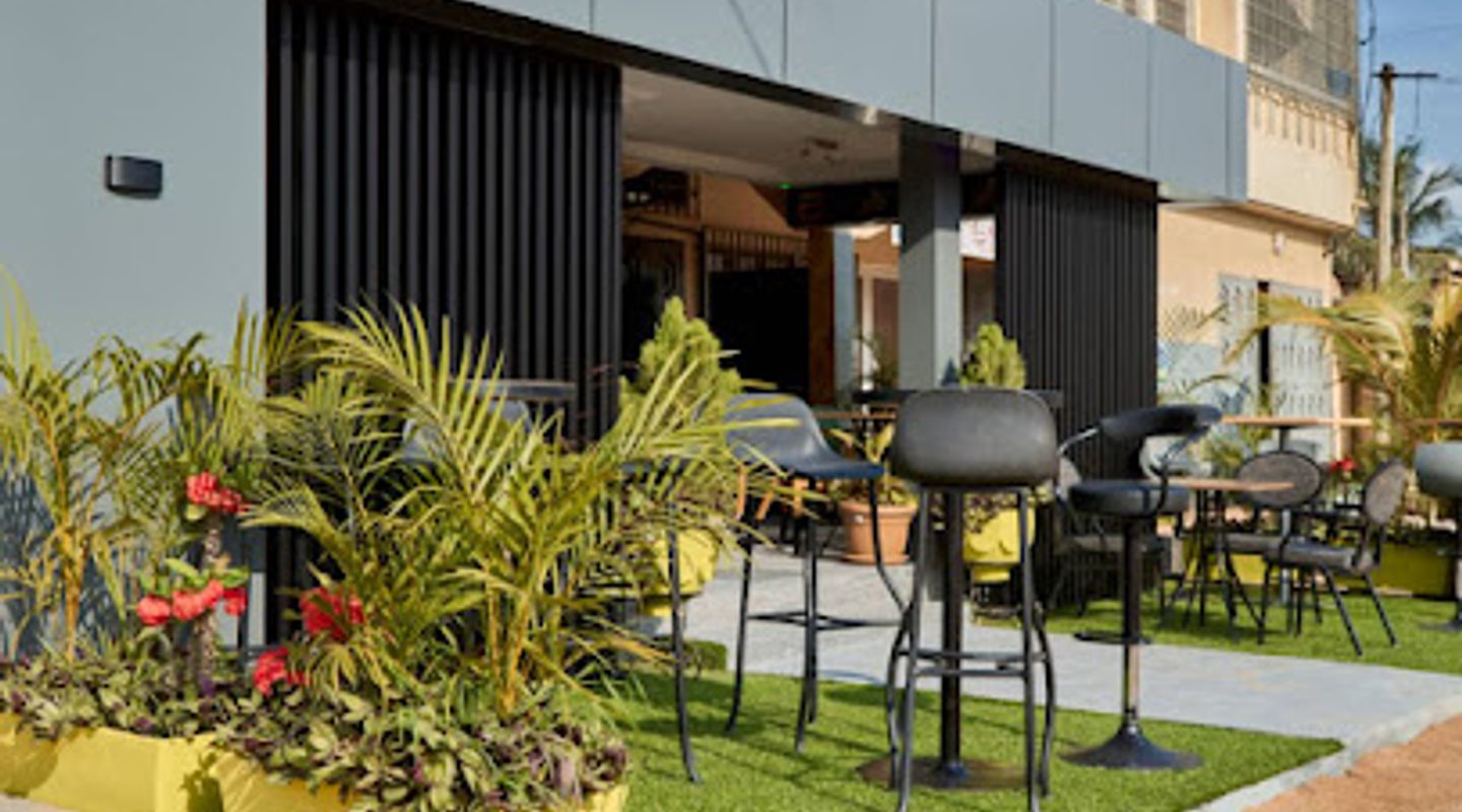 Best.T Lounge Bar Restaurant