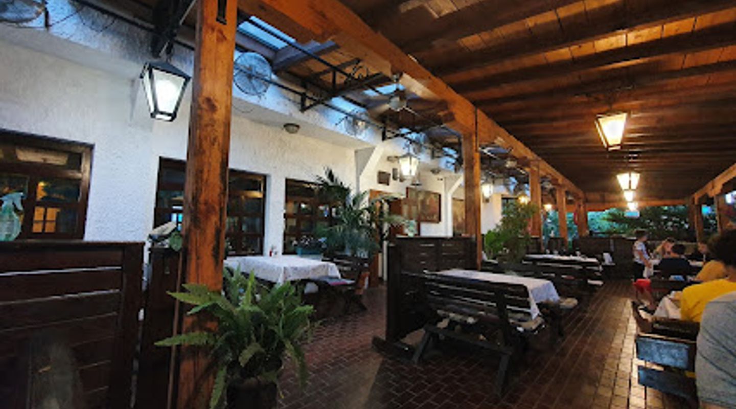 Fish restaurant - Mika Alas