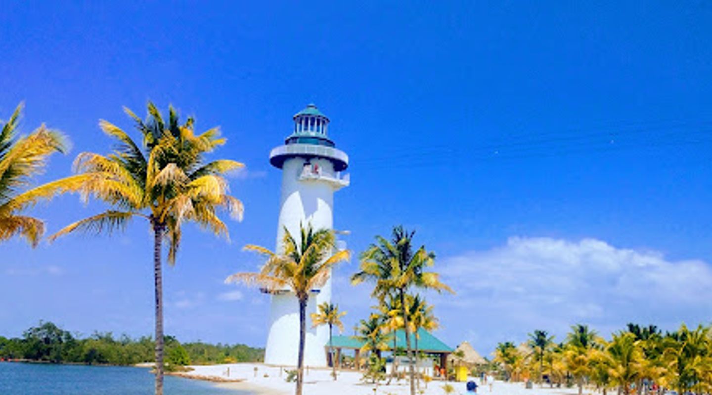 Harvest Caye Bar & Grill
