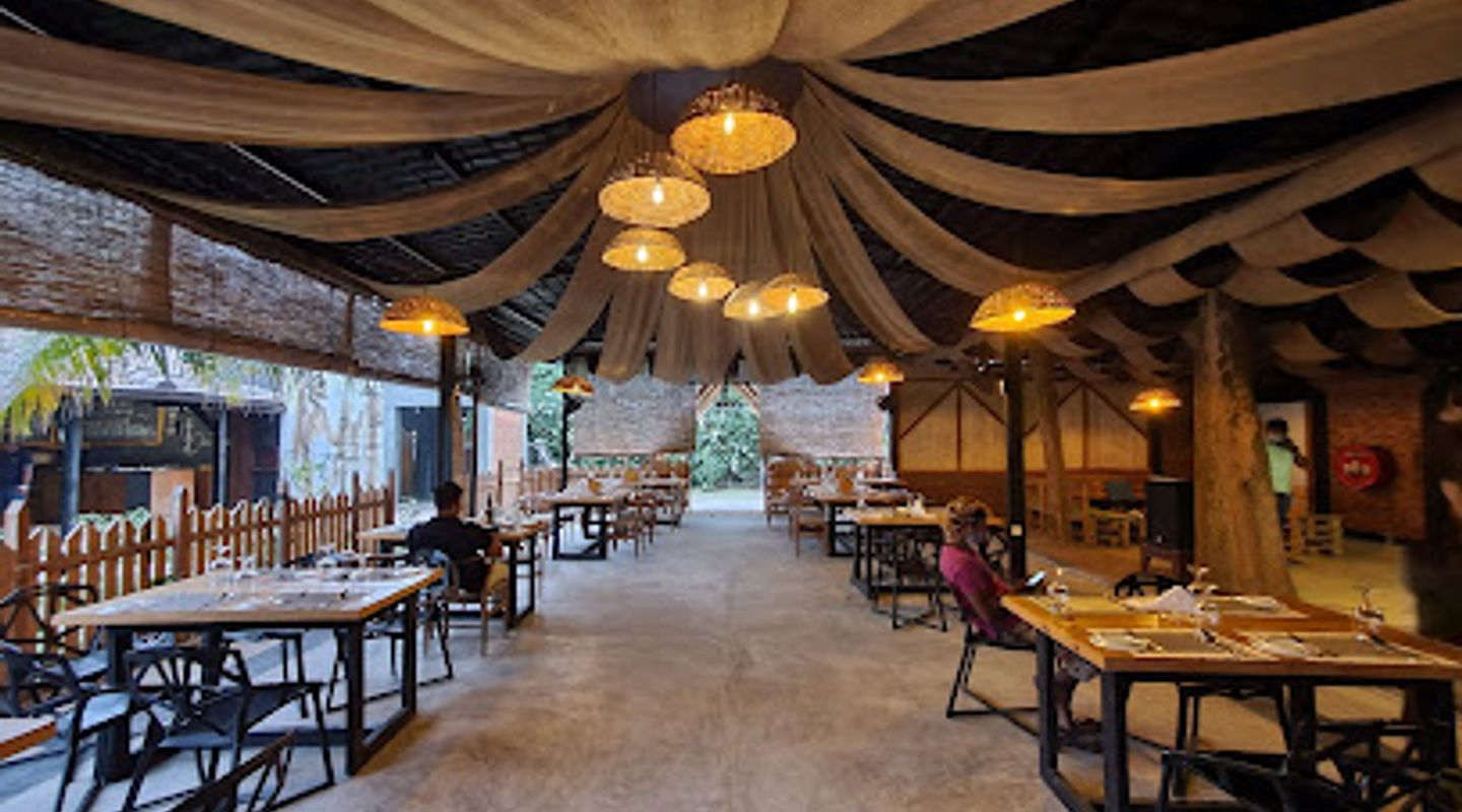TukTuk Wine & Dine