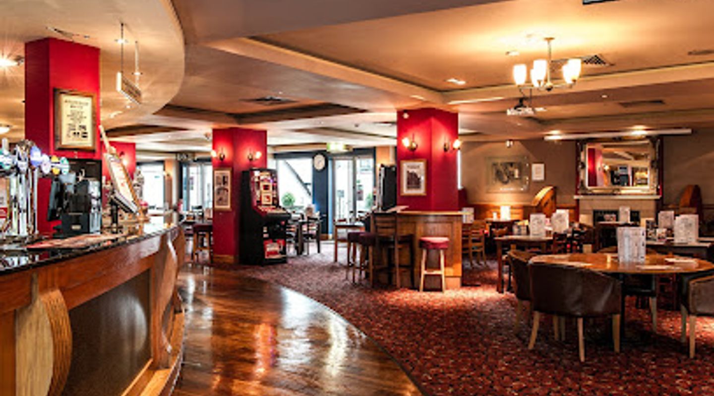Tafarn Y Porth - JD Wetherspoon