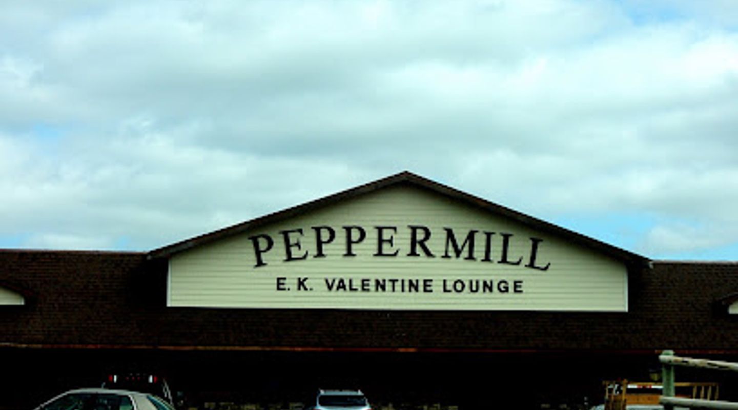 Peppermill Restaurant & EKV Lounge