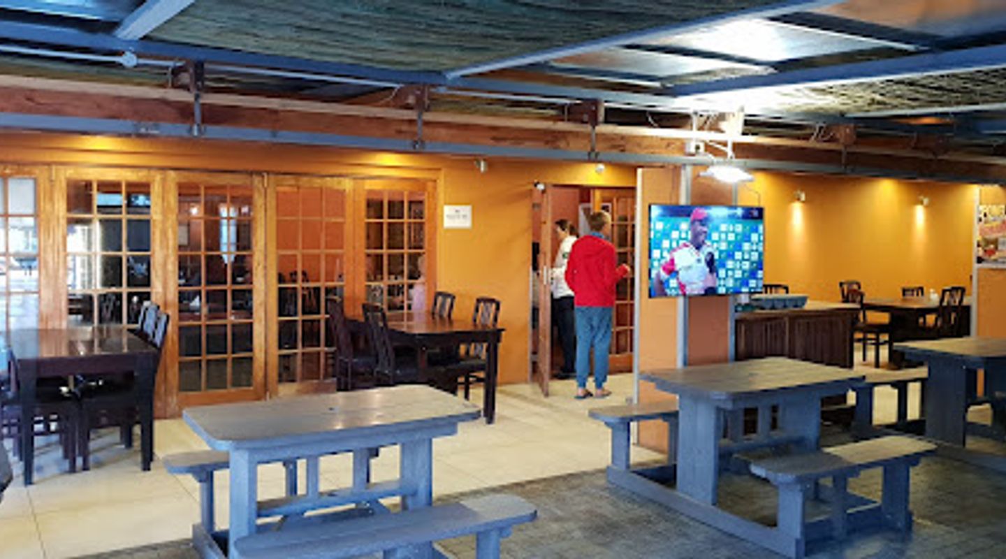 Riverview Bar & Restaurant (Klein Windhoek Guesthouse)