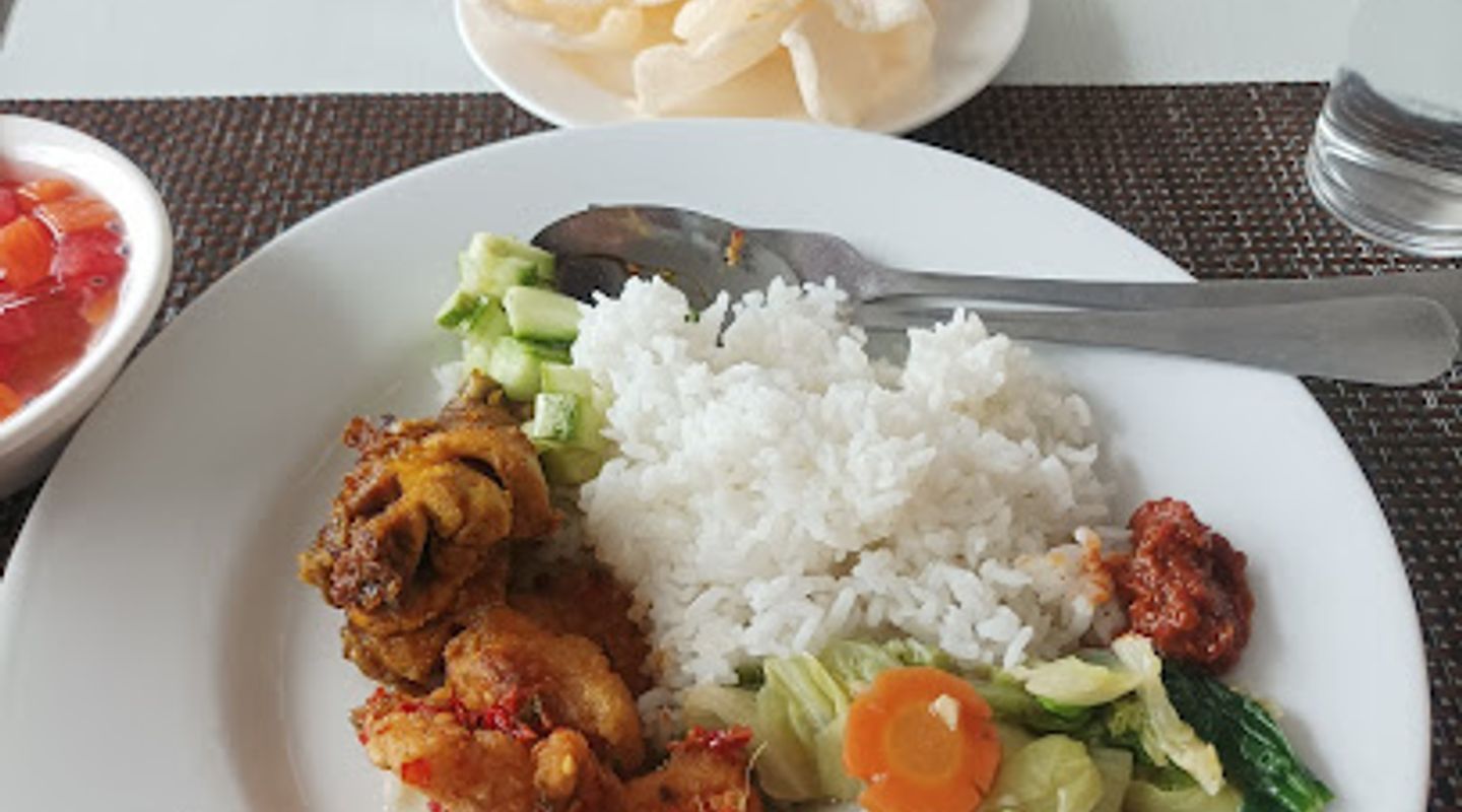 Skyline Restaurant Padang