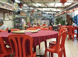 Alor Akar Seafood Restaurant