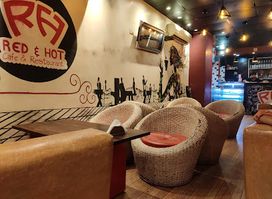Red and Hot Cafe and Restaurant - Patna